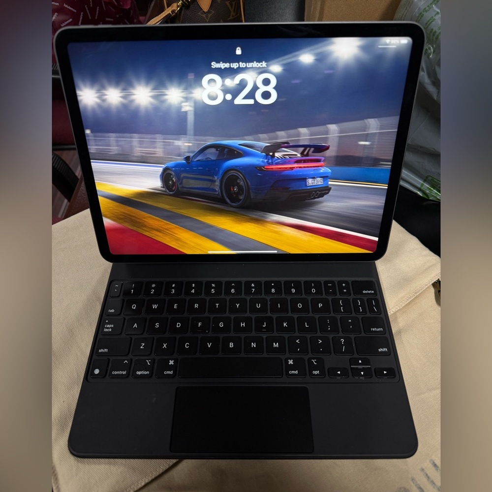 iPad Pro 11” 128bg 3rd gen ❌ SOLD ❌